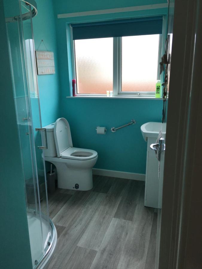 Wristland Court, Watchet Apartment Bagian luar foto