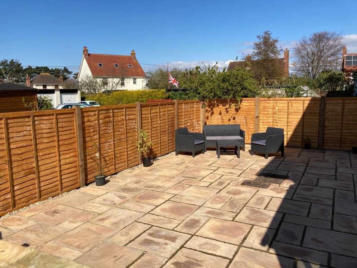Wristland Court, Watchet Apartment Bagian luar foto