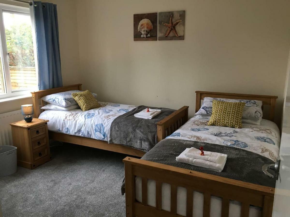 Wristland Court, Watchet Apartment Bagian luar foto